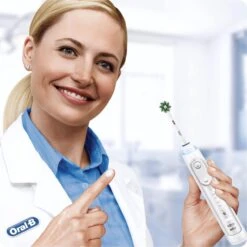 Oral B Oral-B CrossAction - Met CleanMaximiser-technologie - Opzetborstels - 4 Stuks -Oral B 1198x1200 111