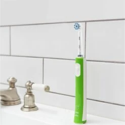 Oral B Oral-B Junior - Elektrische Tandenborstel - Groen 20 Oral B Oral-B Junior - Elektrische Tandenborstel - Groen -Oral B 1200x1197 7