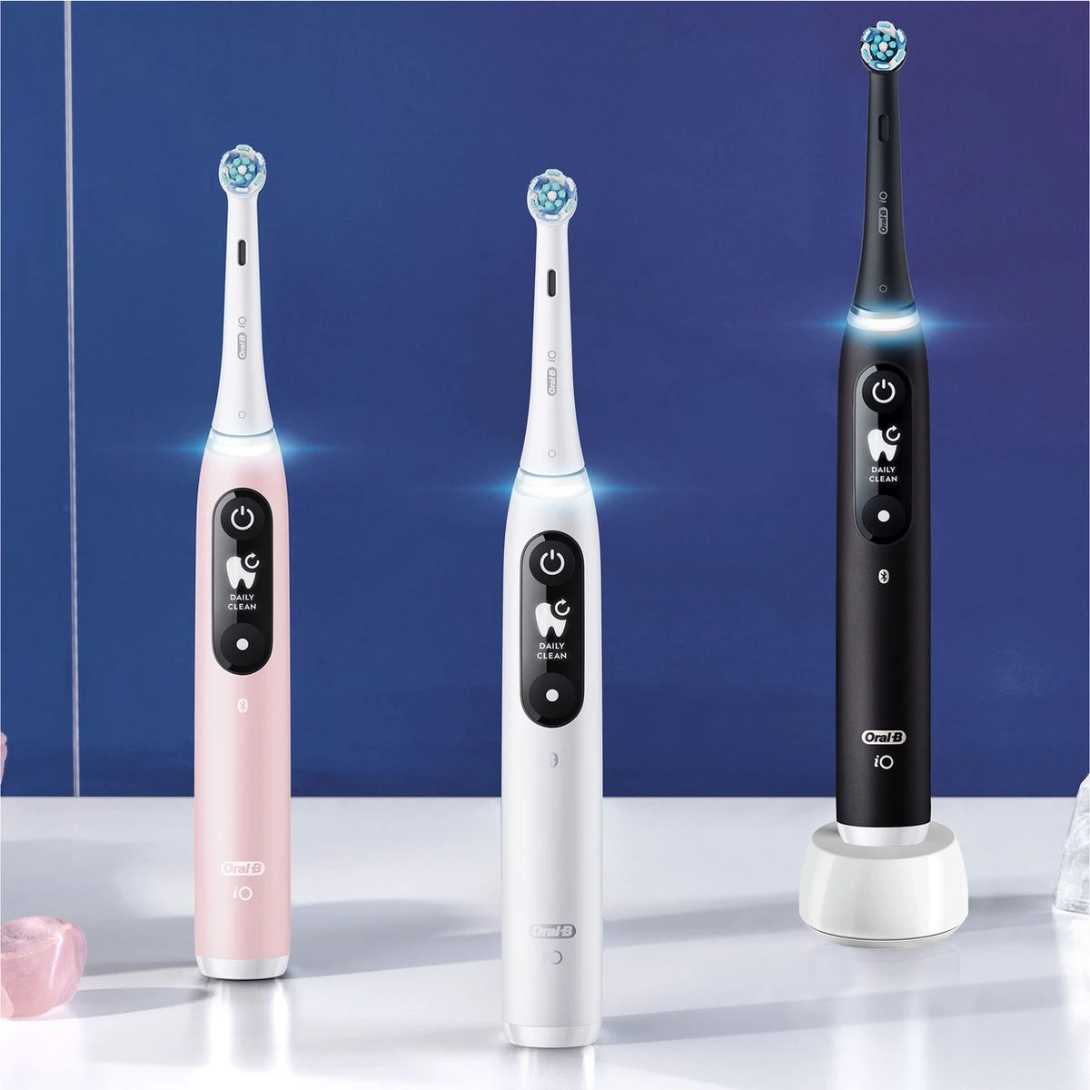 Oral B IO 6N - SMILE Black Lava Elektrische Tandenborstel Ontworpen Door Braun 8 Oral B IO 6N - SMILE Black Lava Elektrische Tandenborstel Ontworpen Door Braun - Afbeelding 6