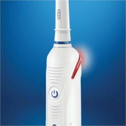 Oral B Oral-B Junior - Elektrische Tandenborstel - Wit 22 Oral B Oral-B Junior - Elektrische Tandenborstel - Wit -Oral B 1200x1200 263