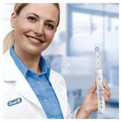 Oral B Oral-B Junior - Elektrische Tandenborstel - Wit 30 Oral B Oral-B Junior - Elektrische Tandenborstel - Wit -Oral B 1200x1200 267